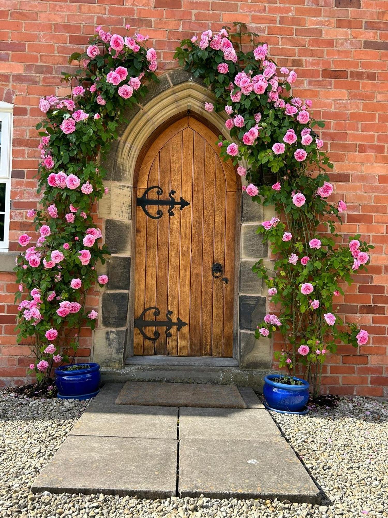 The Old Coach House Bed & Breakfast Llangollen Eksteriør bilde